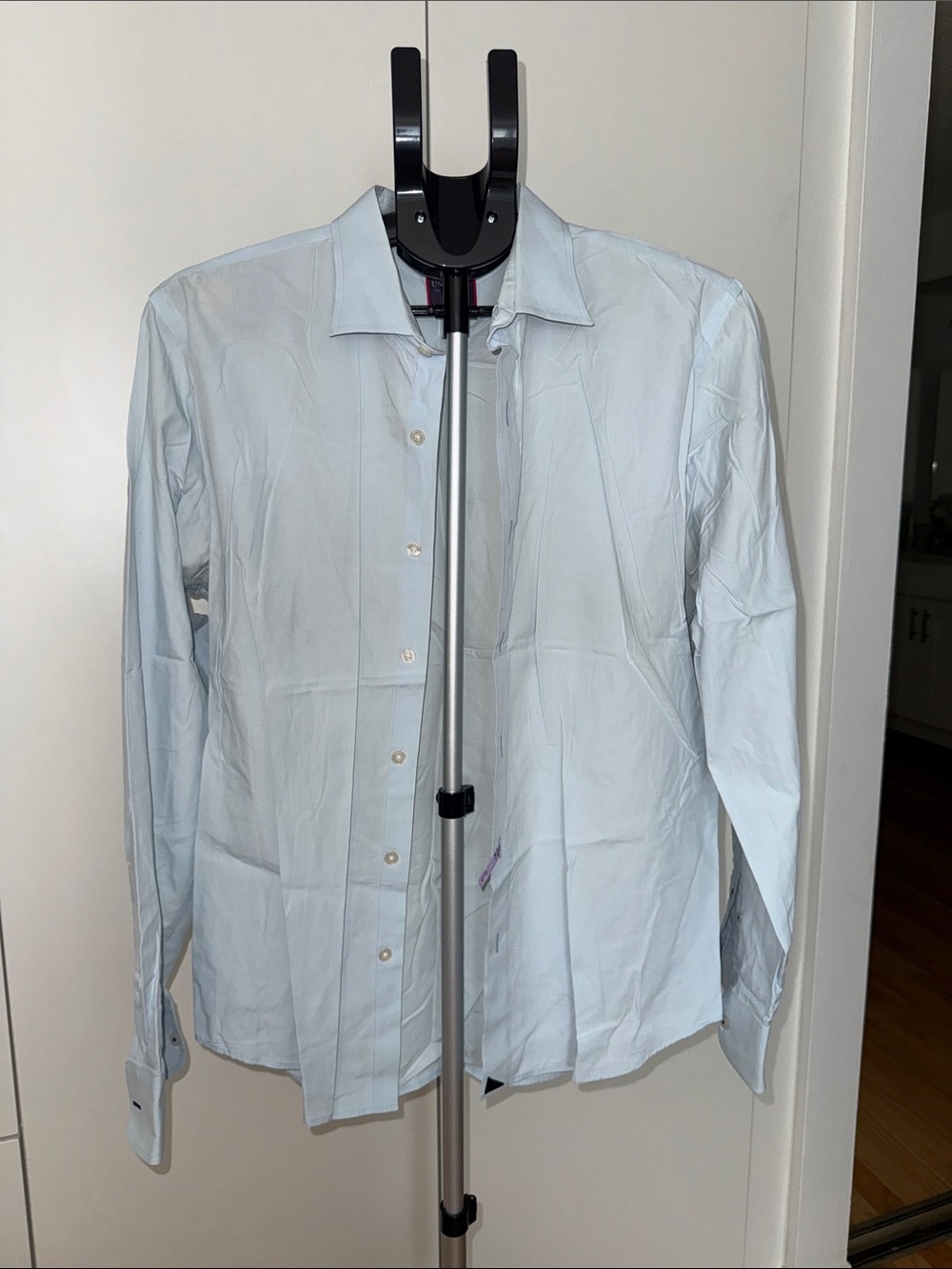 UNTUCKit Light Blue Men's Dress Shirt